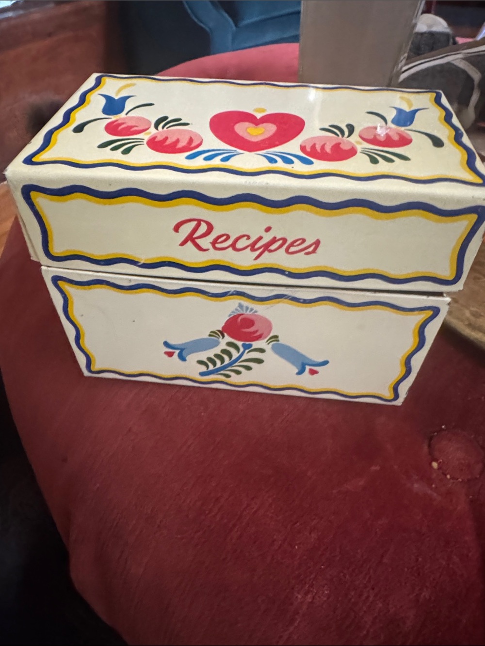Cream Floral Recipe Storage Box with Pink and Blue Accents